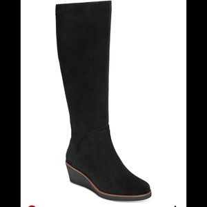 ❌❌SOLD❌❌Aerosoles suede comfort wedge  boots
